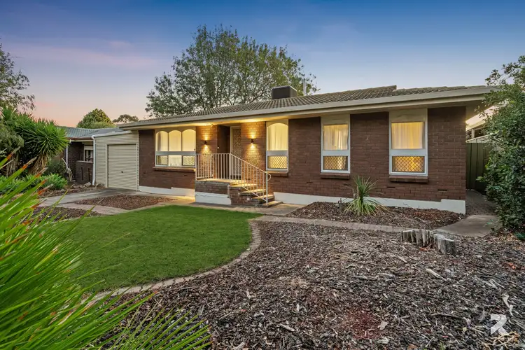 24 Mcewin Avenue, Redwood Park SA 5097