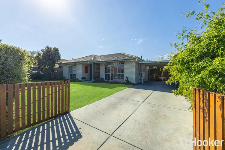 2 Brolga Court, Melton VIC 3337