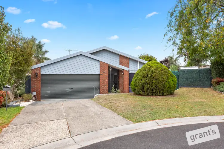 2 Miriam Close, Narre Warren VIC 3805