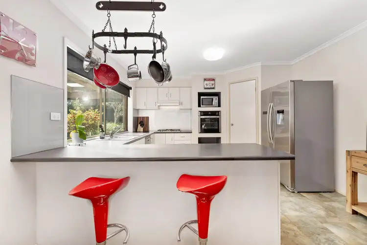 Second view of Homely house listing, 8 Ravenscourt Close, Rowville VIC 3178