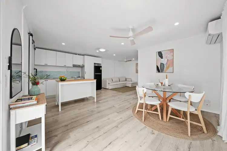 1/20 Stephenson Street, Labrador QLD 4215