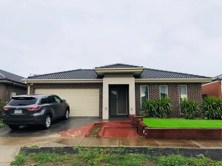 5 Hatfield Place, Deer Park VIC 3023