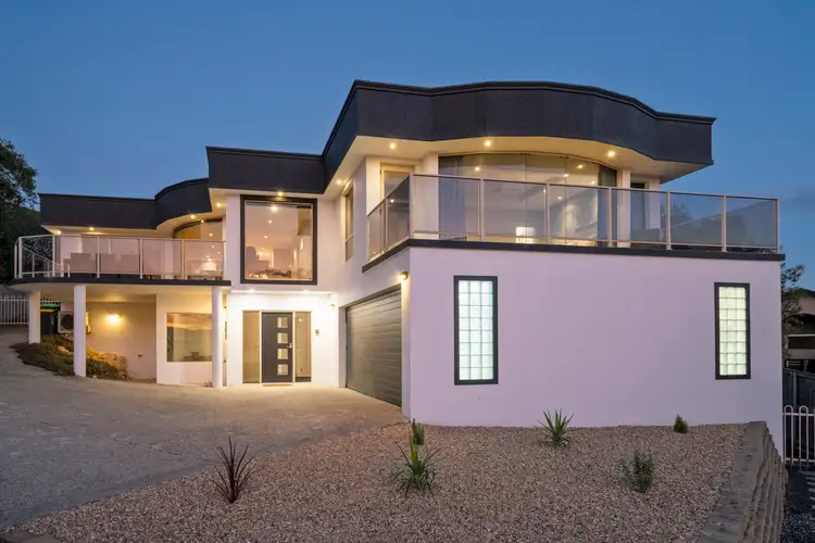 4 Parrott Place, Tranmere TAS 7018