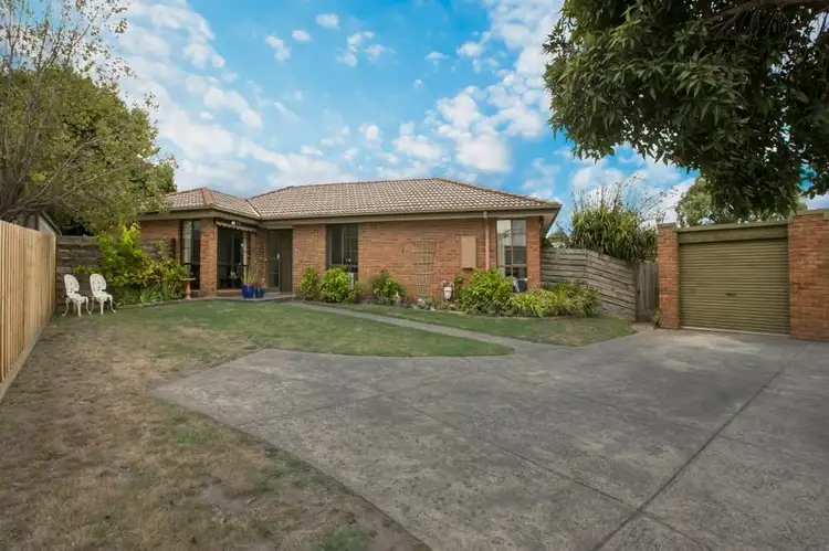 2/24 Princess Maria Place, Hampton Park VIC 3976