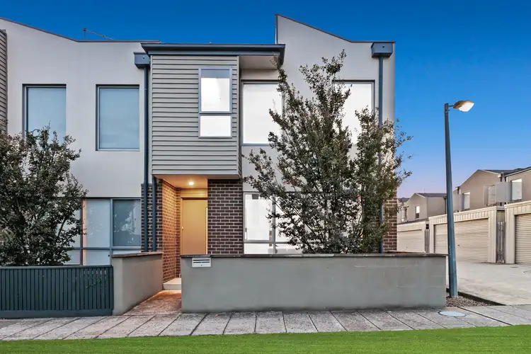 4 Braddon Way, Lynbrook VIC 3975