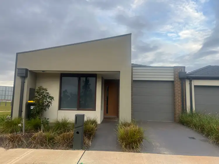 24 Pigato Crescent, Deanside VIC 3336