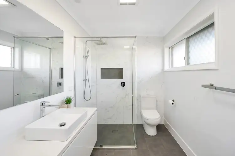 Sixth view of Homely villa listing, 7/22-24 Mclachlan Avenue, Long Jetty NSW 2261