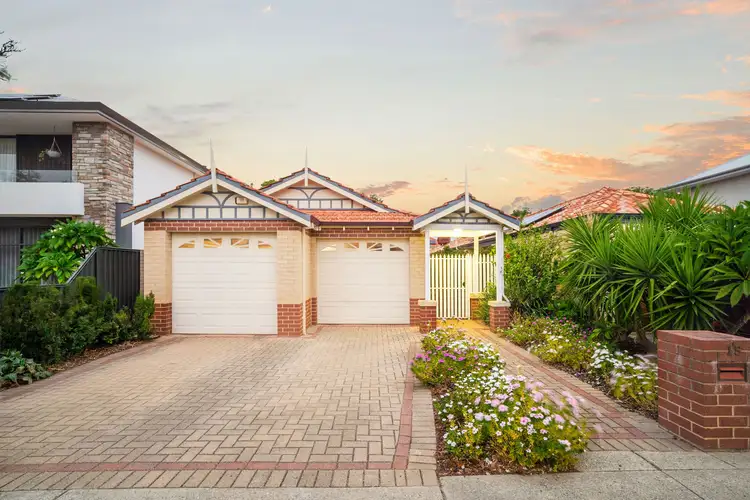 15 Ryrie Avenue, Como WA 6152