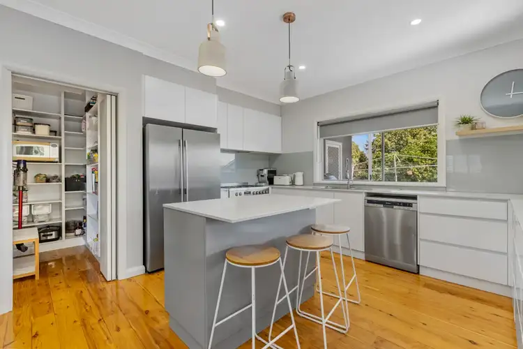 76 Jellicoe Street, Temora NSW 2666