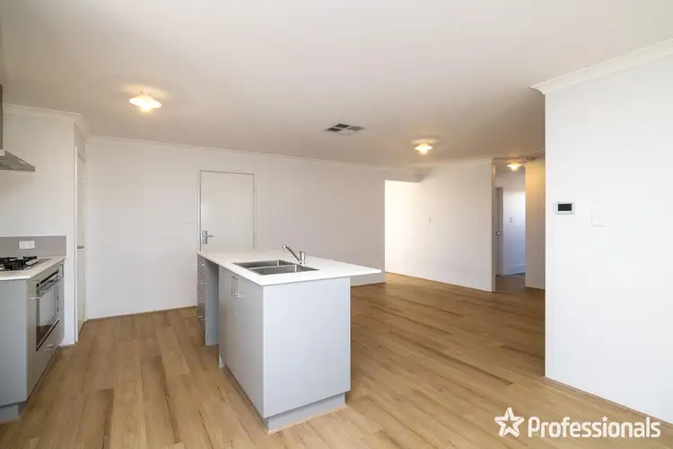 19 Munglinup Road, Hilbert WA 6112