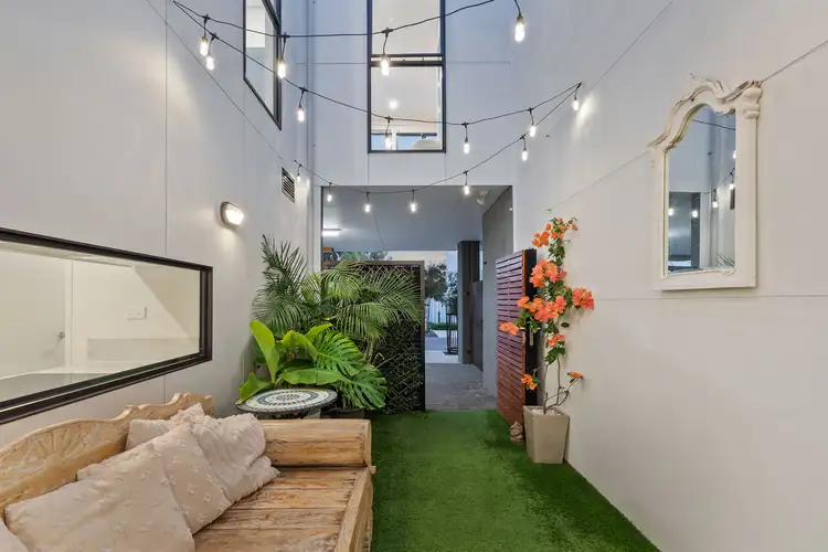 Fourth view of Homely house listing, 9/6 Parney Close, North Coogee WA 6163
