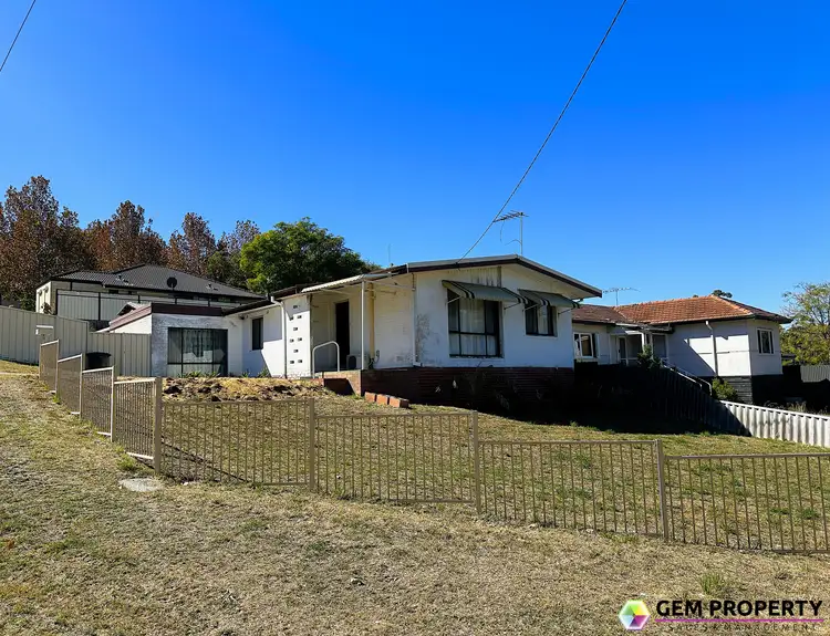 33 Beacham Crescent