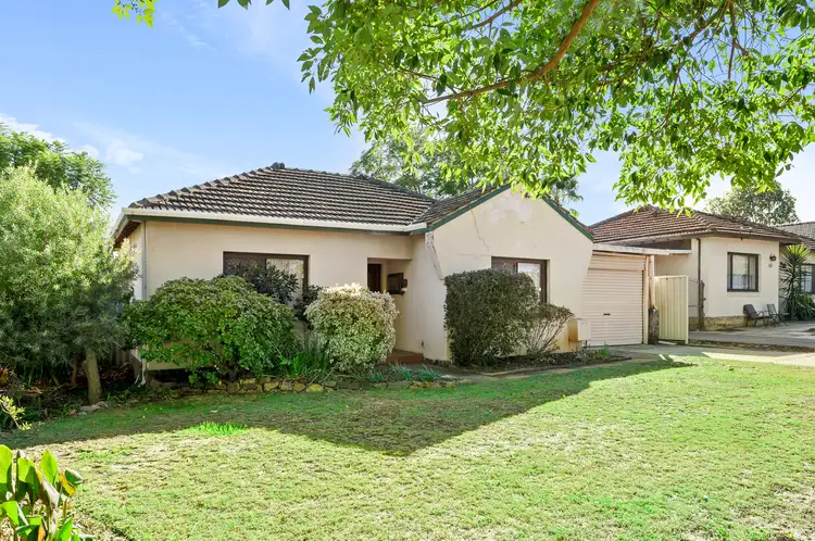 Second view of Homely house listing, 32 Griffin Crescent, Manning WA 6152