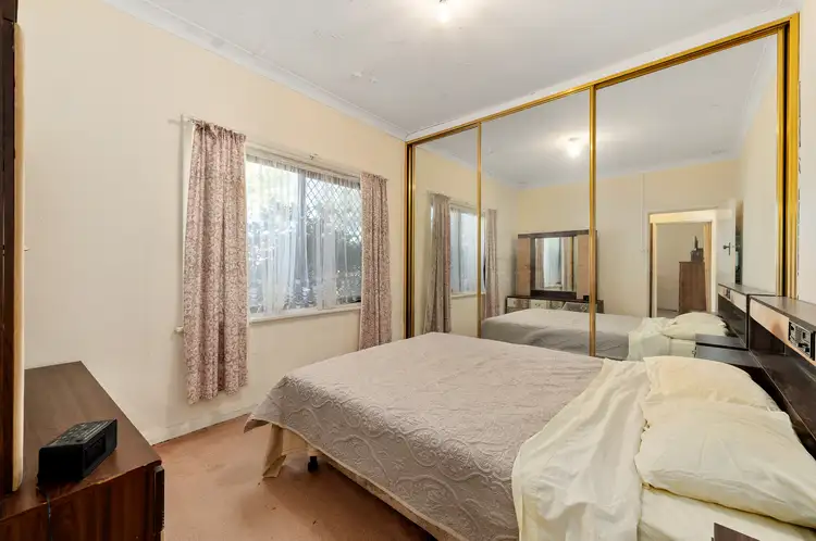 Fourth view of Homely house listing, 32 Griffin Crescent, Manning WA 6152
