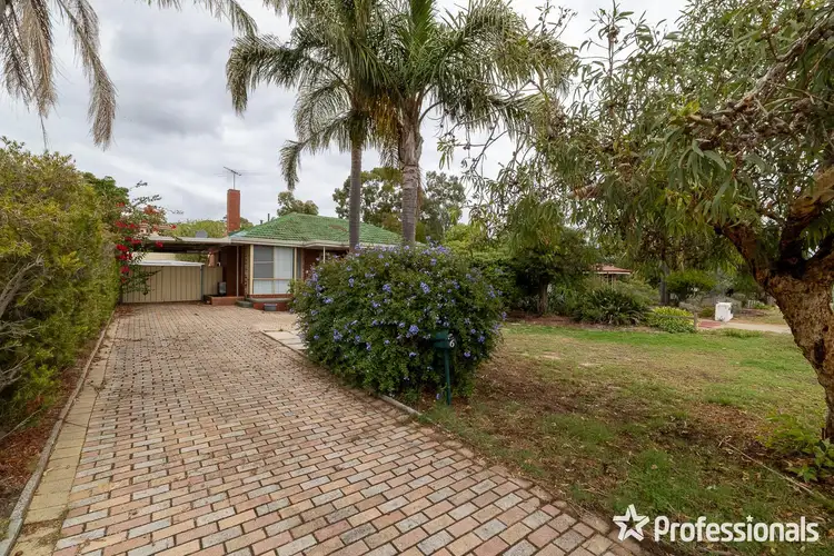 6 Hennessy Avenue, Orelia WA 6167
