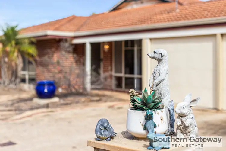 Third view of Homely house listing, 10 Whitebread Way, Leda WA 6170