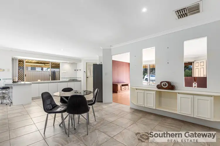 Fourth view of Homely house listing, 10 Whitebread Way, Leda WA 6170