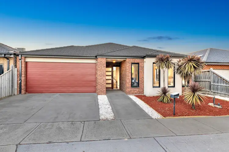 Second view of Homely house listing, 15 Ferriman Way, Truganina VIC 3029