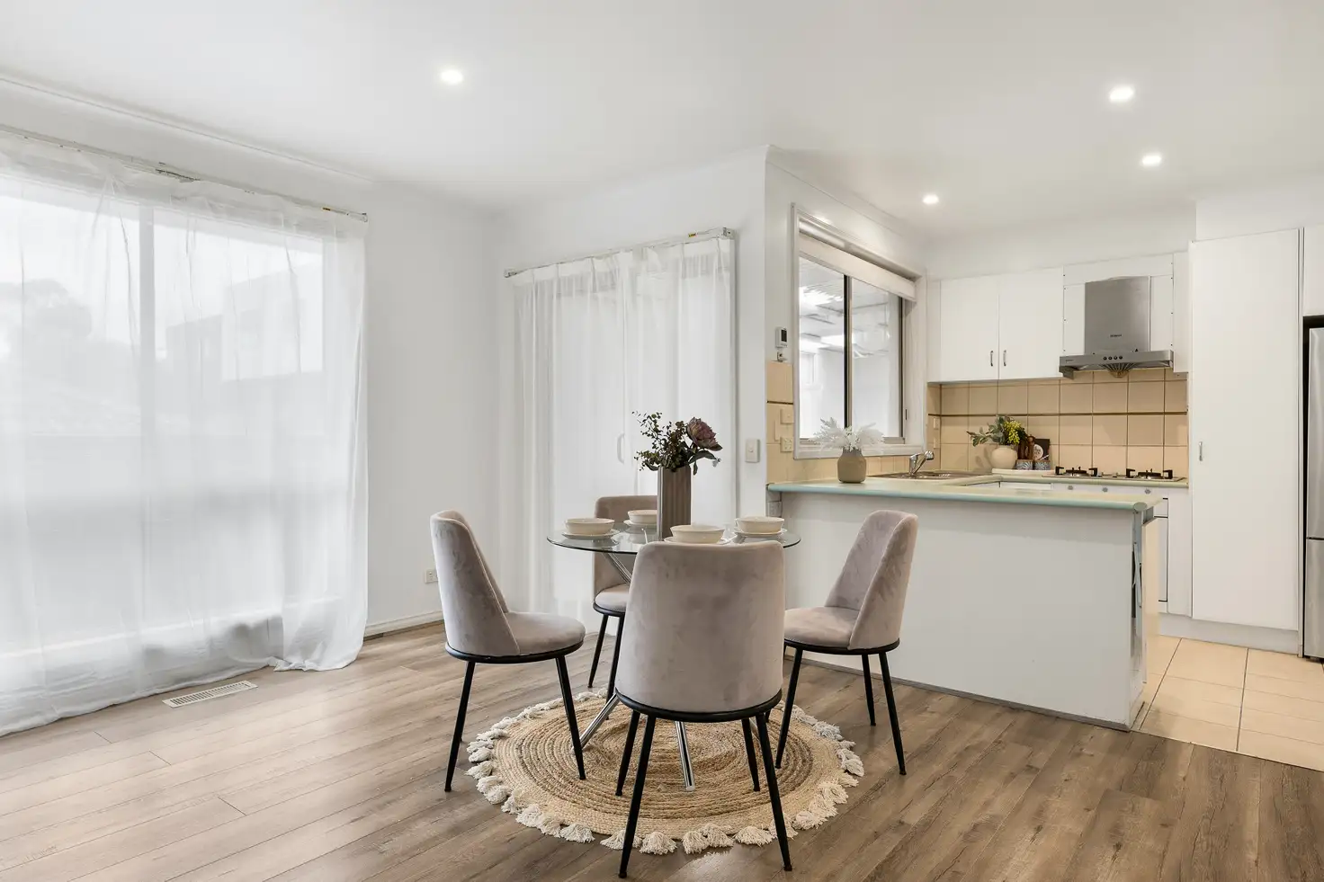 Main view of Homely unit listing, 2/24 Tate Avenue, Wantirna South VIC 3152