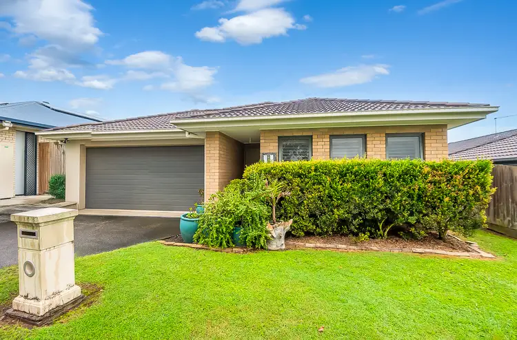 11 Wollumbin Crescent, Waterford QLD 4133