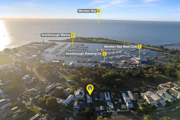 25 Thurecht Parade, Scarborough QLD 4020