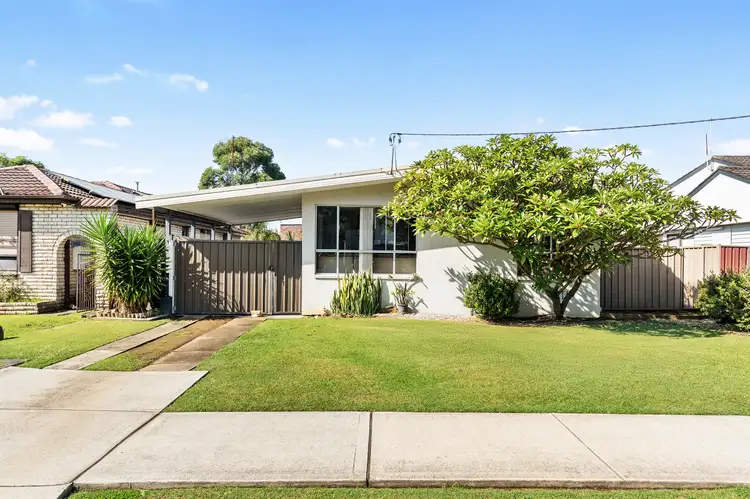 72 Medley Avenue, Liverpool NSW 2170