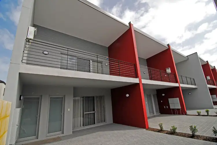 20/75 Baler Court