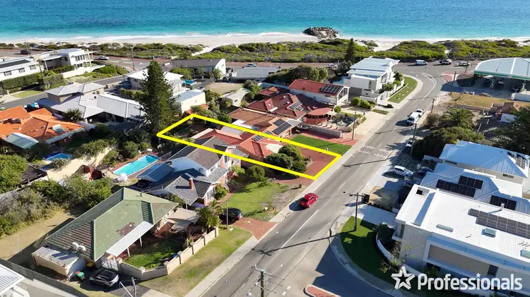 Third view of Homely house listing, 6B Raleigh Road, Sorrento WA 6020
