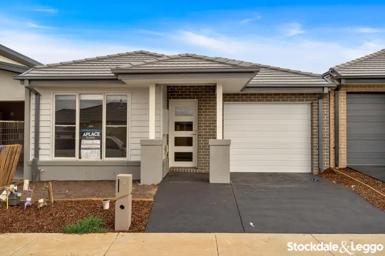3 Margaretta Circuit, Mickleham VIC 3064