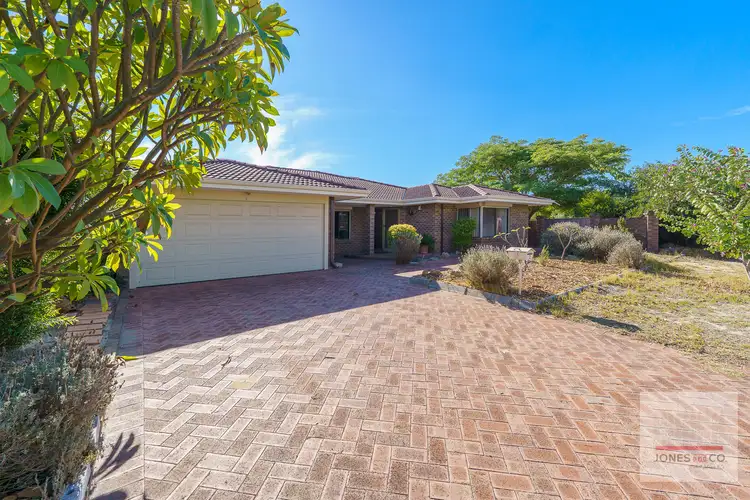 2 Bauhinia Ridge, Dianella WA 6059