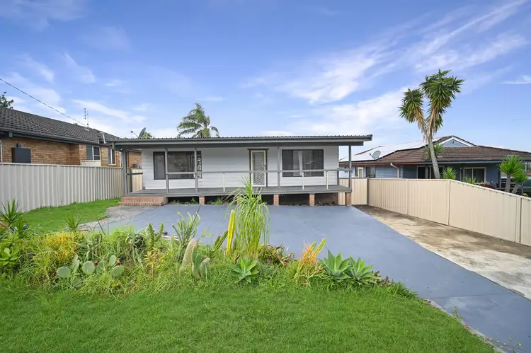5 Goorawin Street, Gwandalan NSW 2259