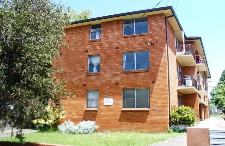 8/23 Allen street, Canterbury NSW 2193