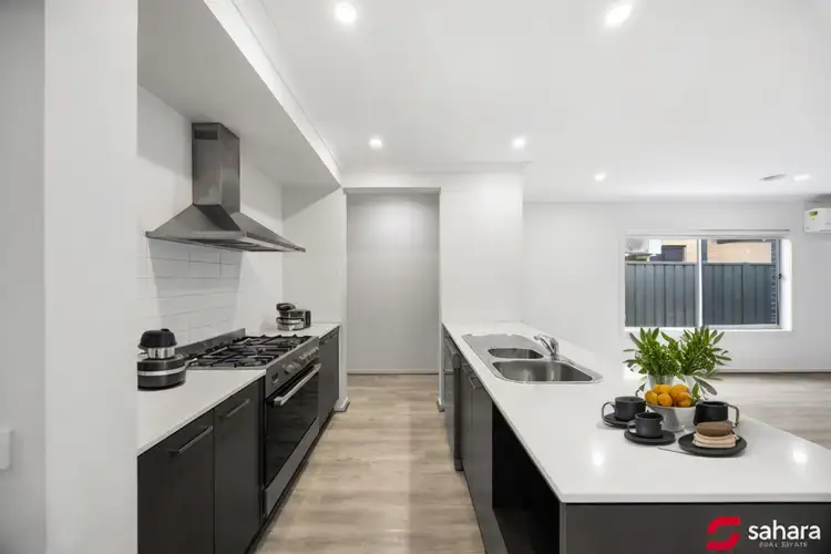 Second view of Homely house listing, 8 Abbeygate Drive, Werribee VIC 3030