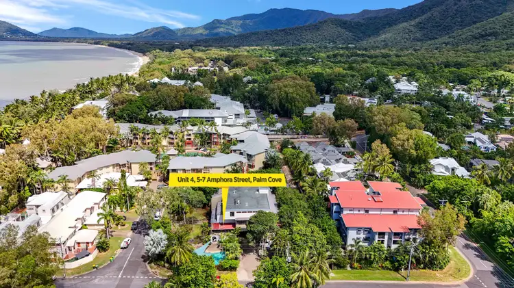 4/5-7 Amphora street, Palm Cove QLD 4879