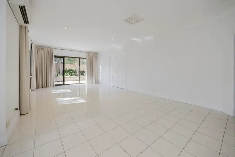Fifth view of Homely house listing, 6/101 Bindaring Parade, Claremont WA 6010
