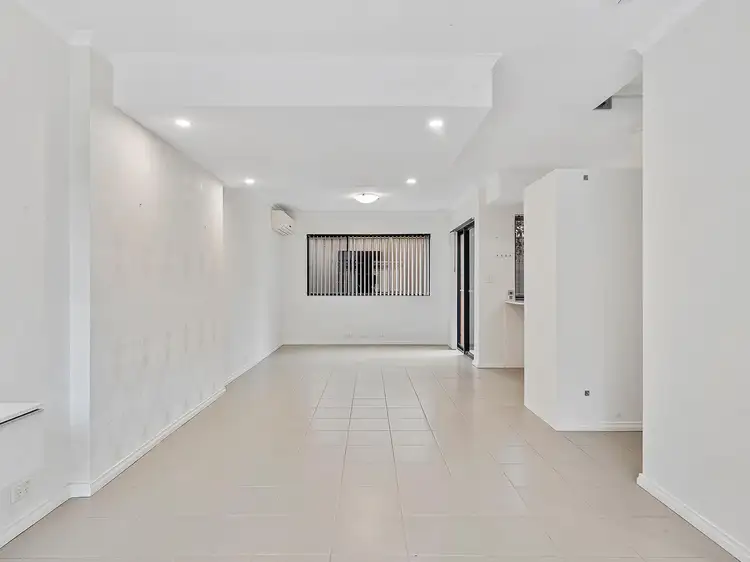 Second view of Homely house listing, 28/1 Mariners Cove Drive, Dudley Park WA 6210