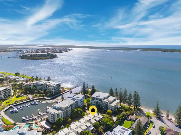 2/323 Bayview Street, Hollywell QLD 4216