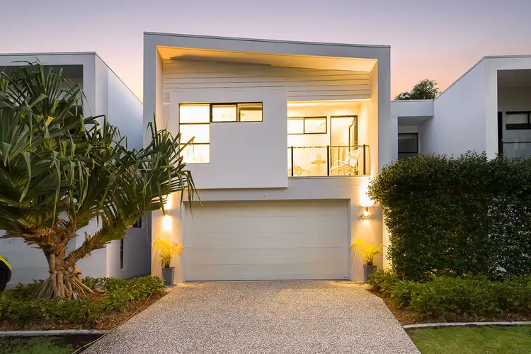 Second view of Homely townhouse listing, 2/323 Bayview Street, Hollywell QLD 4216