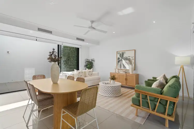 Fourth view of Homely townhouse listing, 2/323 Bayview Street, Hollywell QLD 4216