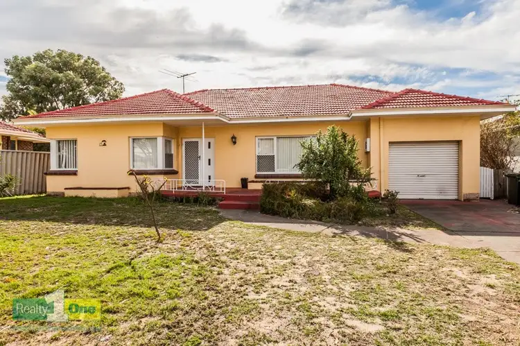 15 Wren Street, Mount Pleasant WA 6153