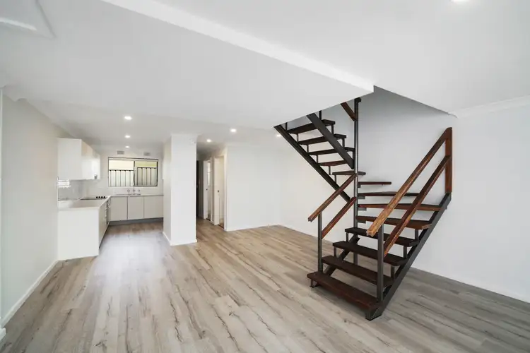 3/5 Hills Street, Gosford NSW 2250