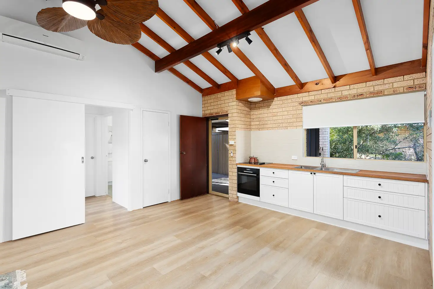 Main view of Homely house listing, 11/324 Marine Terrace, Geographe WA 6280