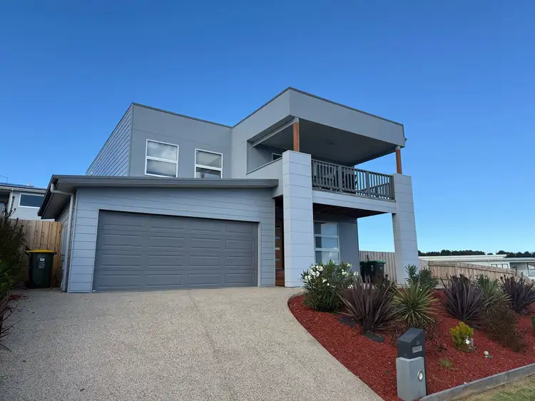 22 Mako Drive, San Remo VIC 3925