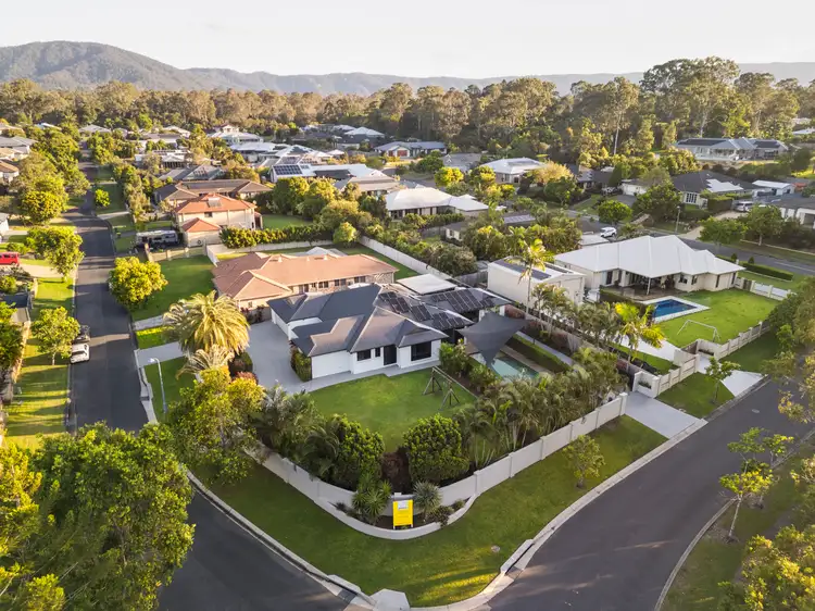 2 Chalmers Court, Samford Village QLD 4520