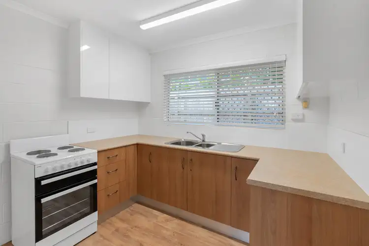 Fifth view of Homely house listing, 2/15 Primo Street, Freshwater QLD 4870