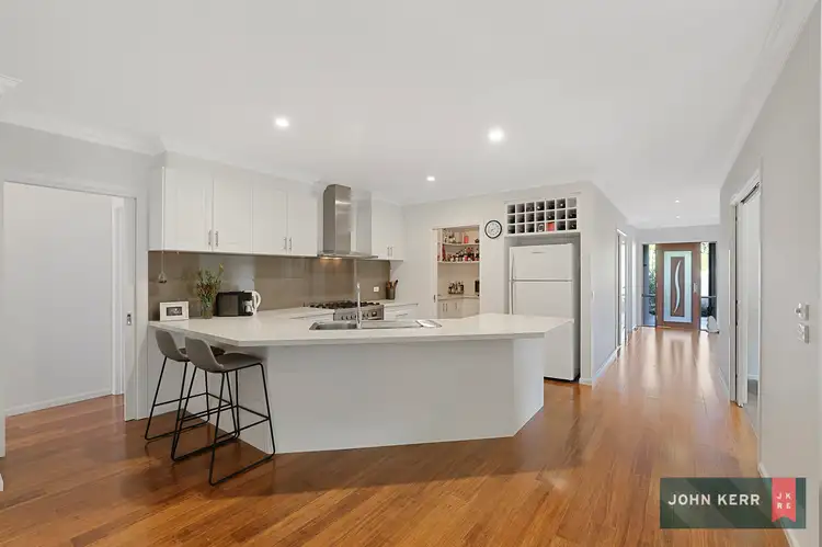 Sixth view of Homely house listing, 9 Collingwood Drive, Trafalgar VIC 3824