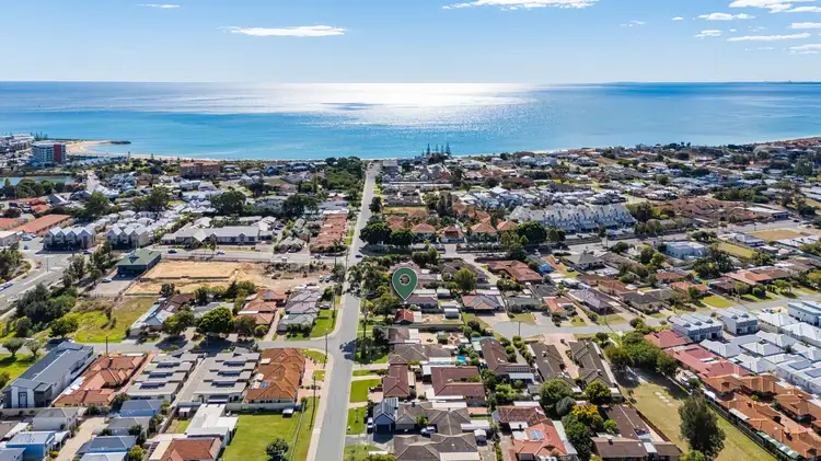 24 Stewart Street, Mandurah WA 6210