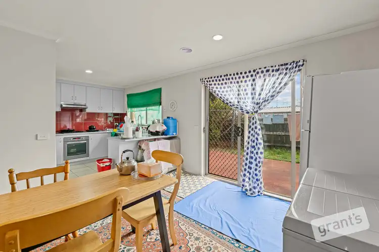 Fifth view of Homely house listing, 2/16 Appleton Court, Narre Warren South VIC 3805