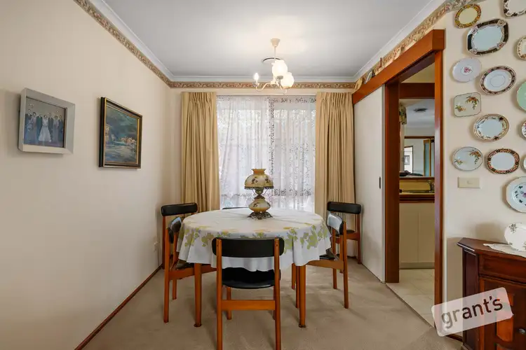 Sixth view of Homely house listing, 2 Lexcen Close, Berwick VIC 3806