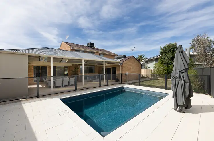 18 The Ramble, Booragoon WA 6154